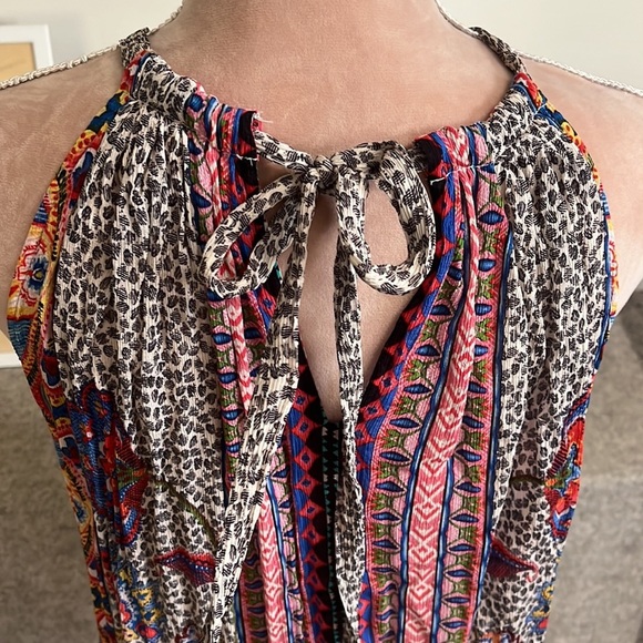 NWOT Detailed Anthropologie Halter top, Size S but roomy cut - Picture 3 of 6